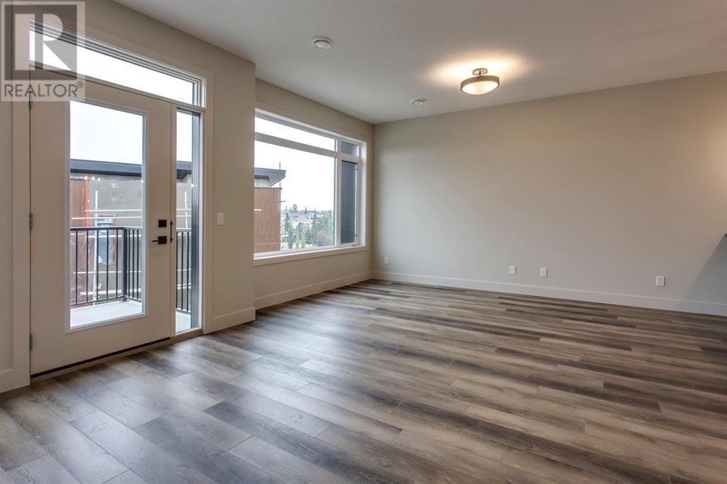 Single Family House for Sale in  Royal Elm Road NW Royal Oak Calgary 