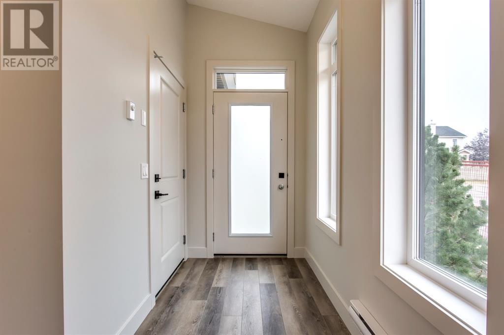 259 Royal Elm Road NW, Calgary, Alberta