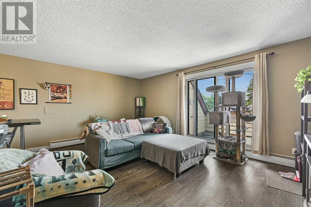 Single Family House for Sale in    Street SW Rosscarrock Calgary 
