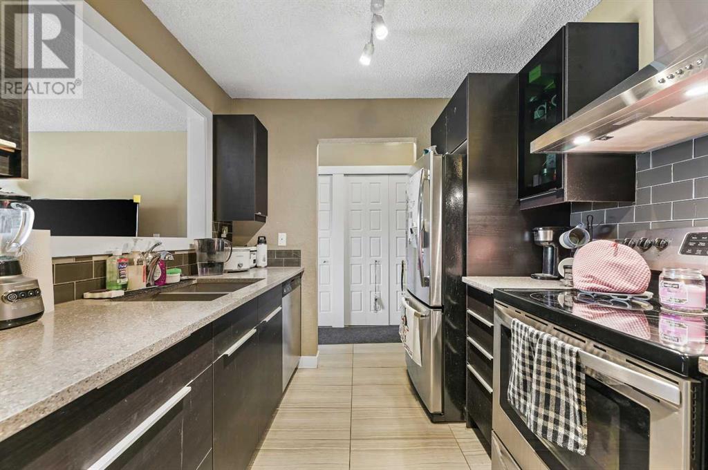 Single Family House for Sale in    Street SW Rosscarrock Calgary 