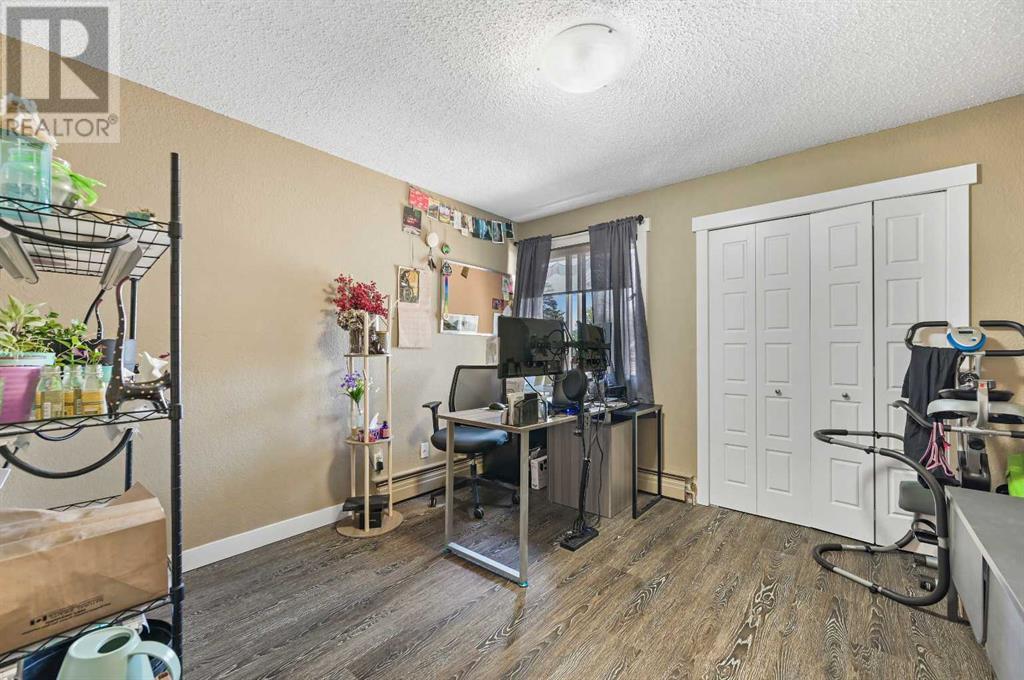 Single Family House for Sale in    Street SW Rosscarrock Calgary 