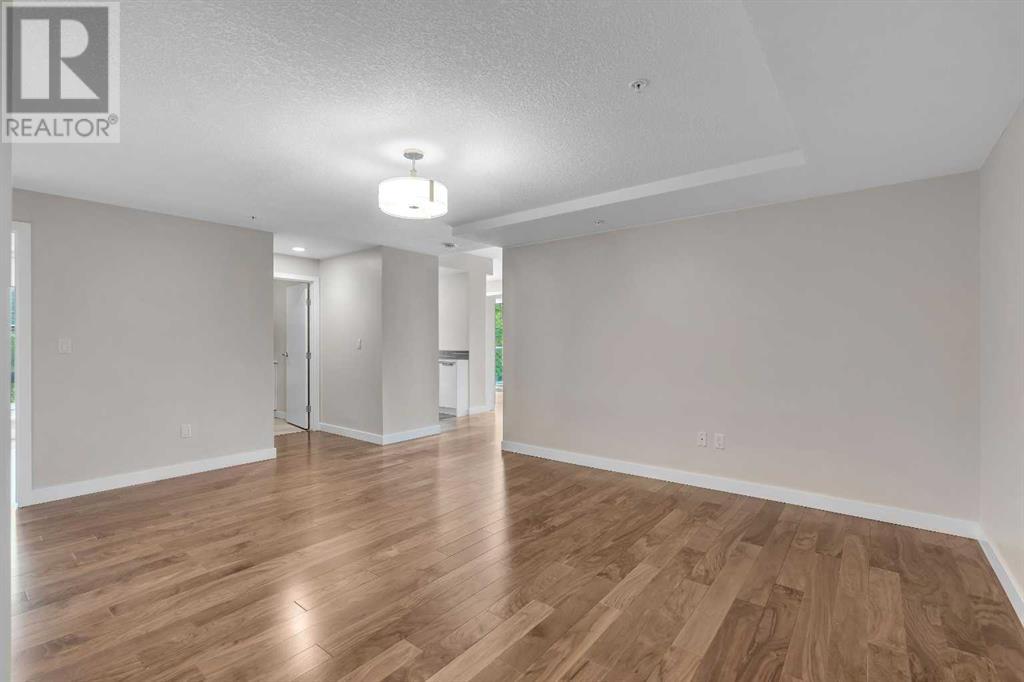 Single Family House for Sale in    Avenue NW Hillhurst Calgary 