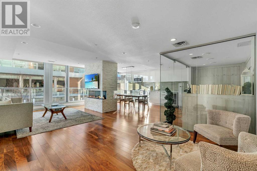 Single Family House for Sale in    Avenue NW Hillhurst Calgary 