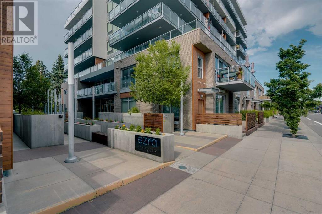 Single Family House for Sale in    Avenue NW Hillhurst Calgary 