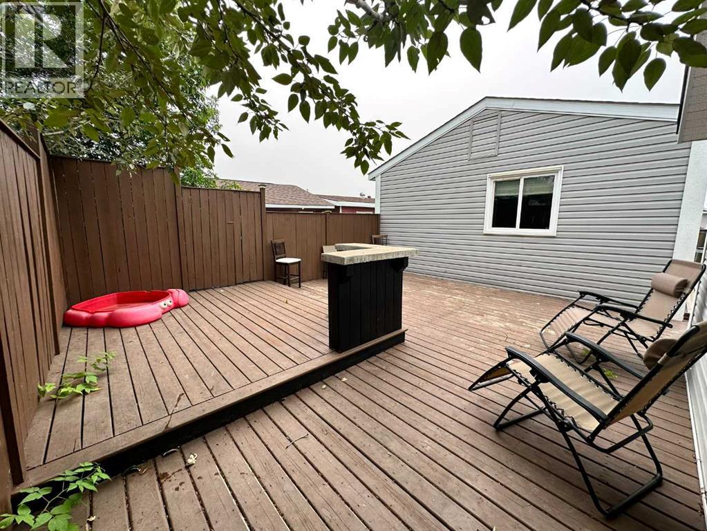 Photo 4 of 209 Greely Road, Fort Mcmurray AB