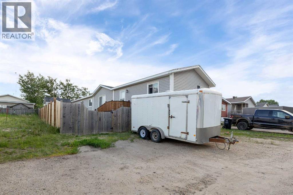Photo 11 of 209 Greely Road, Fort Mcmurray AB