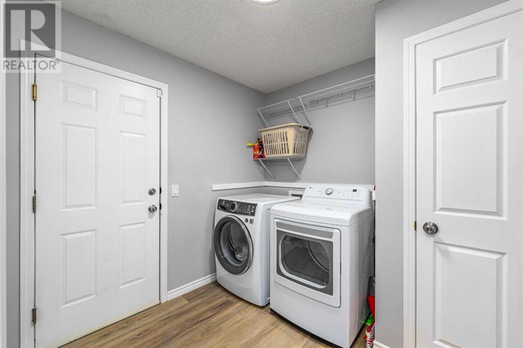 Single Family House for Sale in  Chapalina Manor SE Chaparral Calgary 