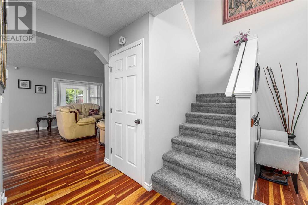 Single Family House for Sale in  Chapalina Manor SE Chaparral Calgary 
