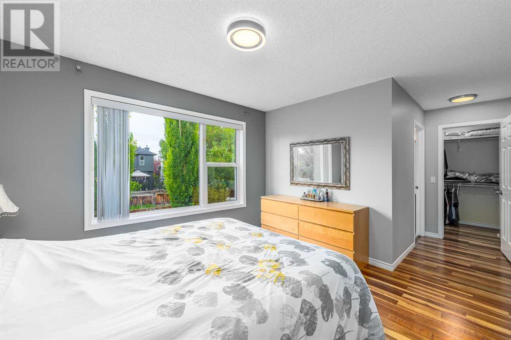Single Family House for Sale in  Chapalina Manor SE Chaparral Calgary 