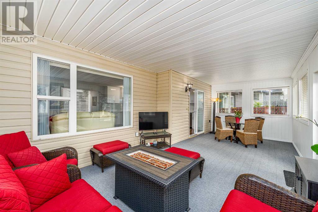 Single Family House for Sale in  Chapalina Manor SE Chaparral Calgary 
