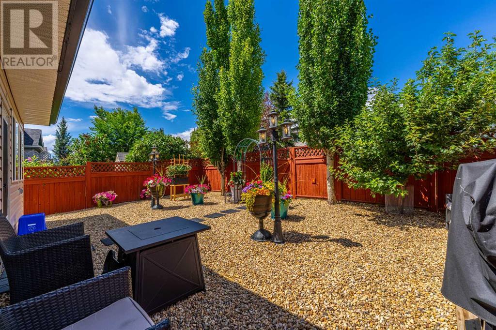 Single Family House for Sale in  Chapalina Manor SE Chaparral Calgary 