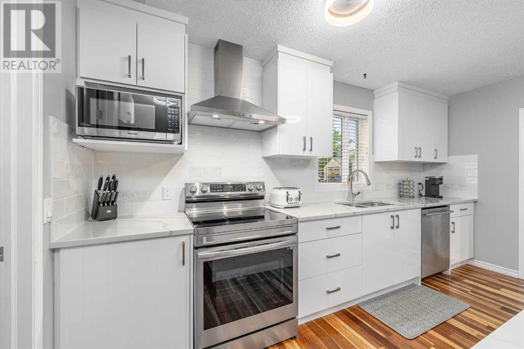 Single Family House for Sale in  Chapalina Manor SE Chaparral Calgary 