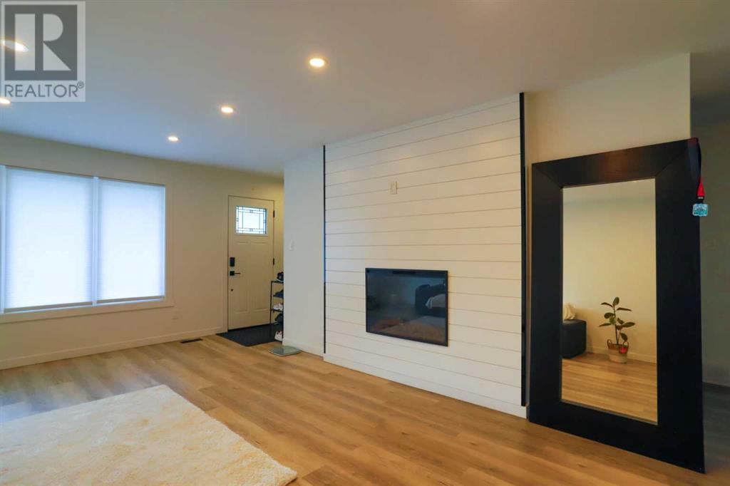 1215 28 Street SE, Calgary, Alberta