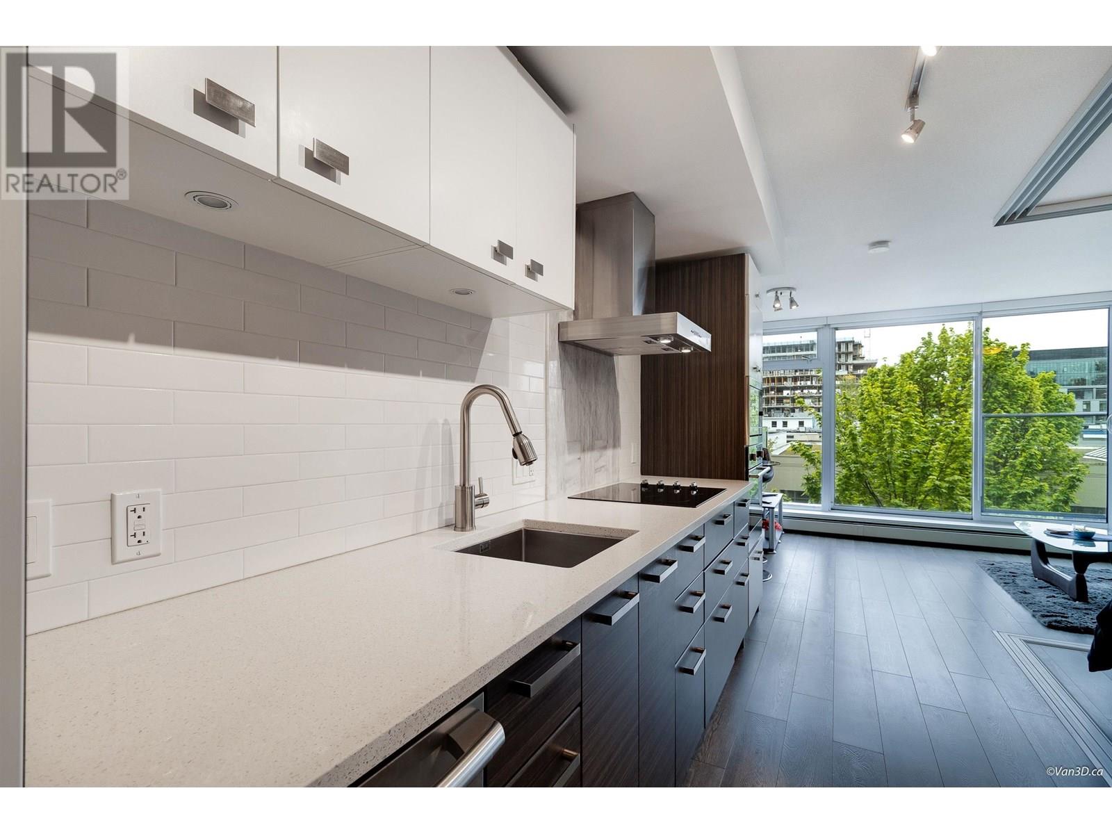 Photo 9 of 3 Xx 1783 Manitoba Street, Vancouver BC