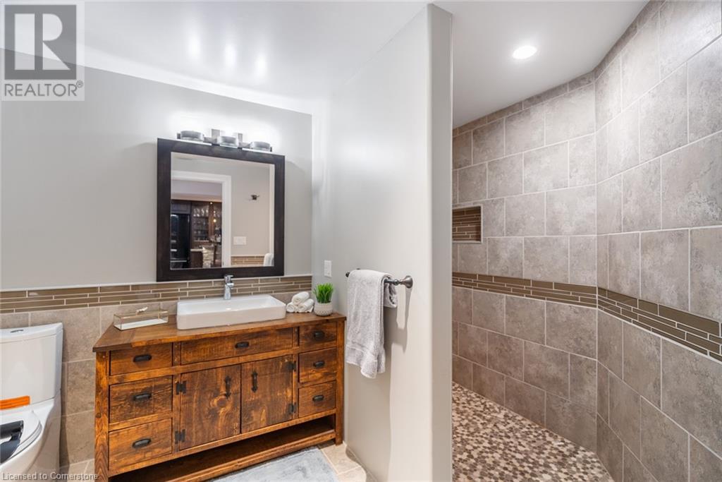Photo 33 of 46 Sea Breeze Drive, Port Dover ON