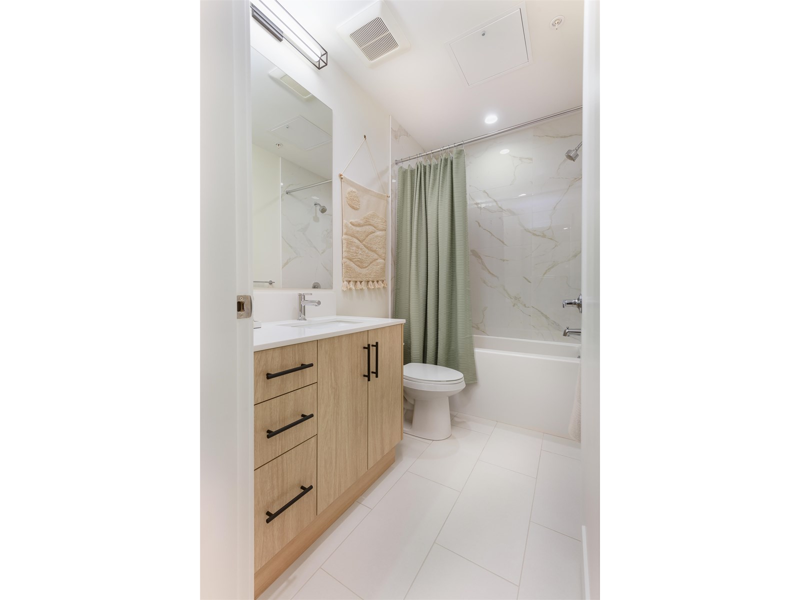 Photo 6 of 416 34375 Gladys Avenue, Abbotsford BC