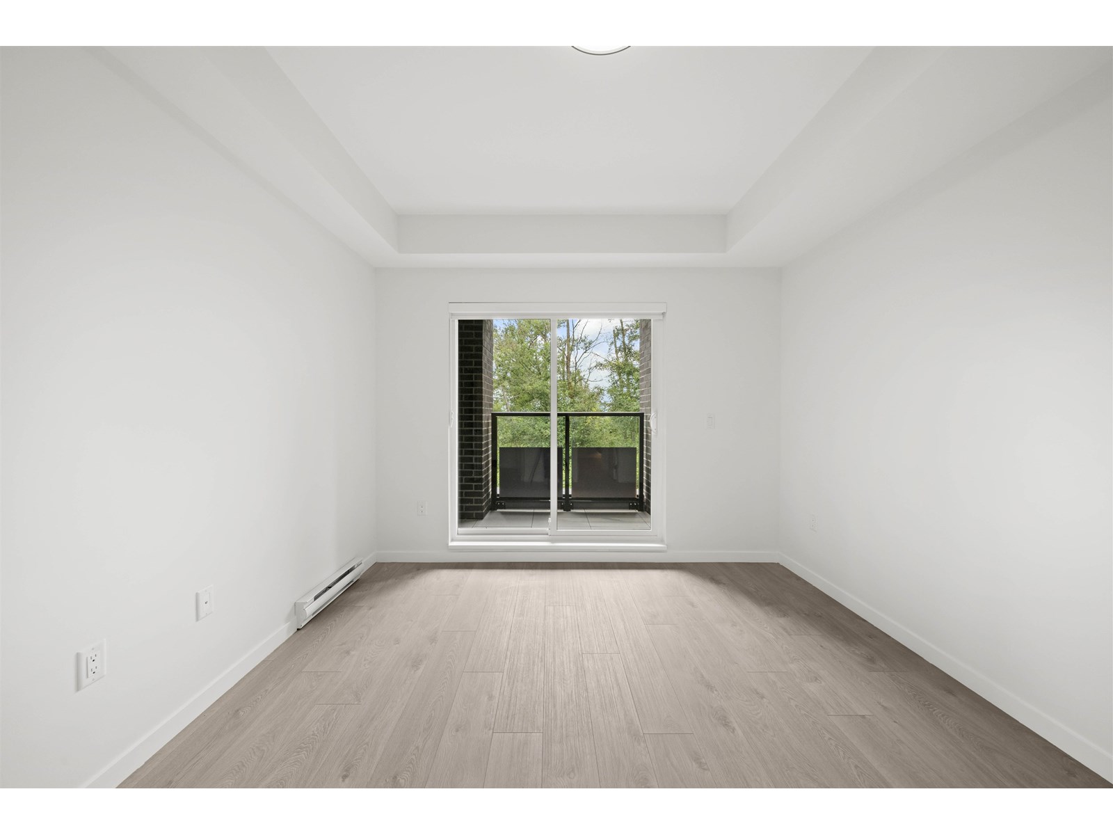 Photo 13 of 206 6585 195 A Street, Surrey BC