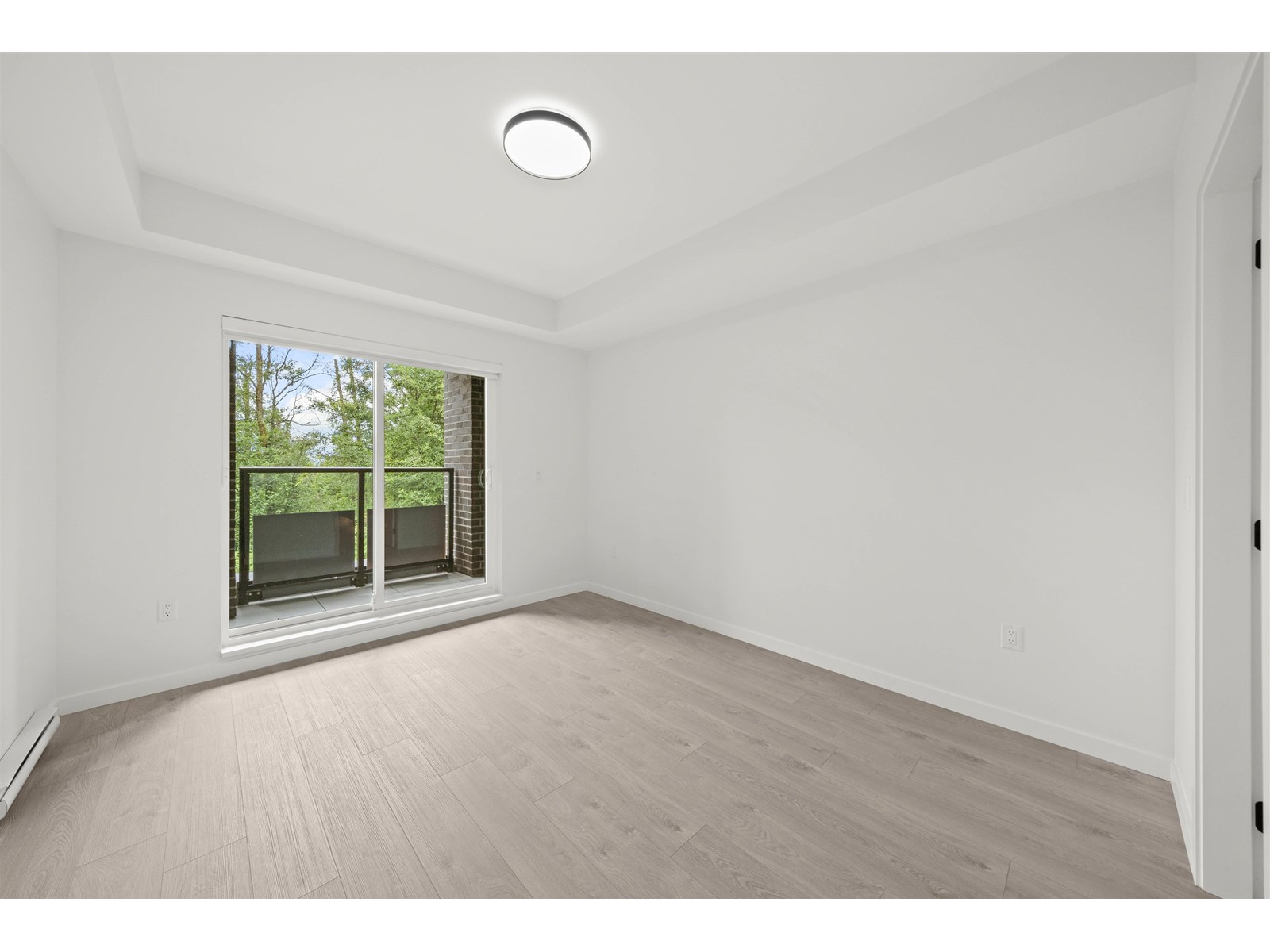 Photo 8 of 206 6585 195 A Street, Surrey BC