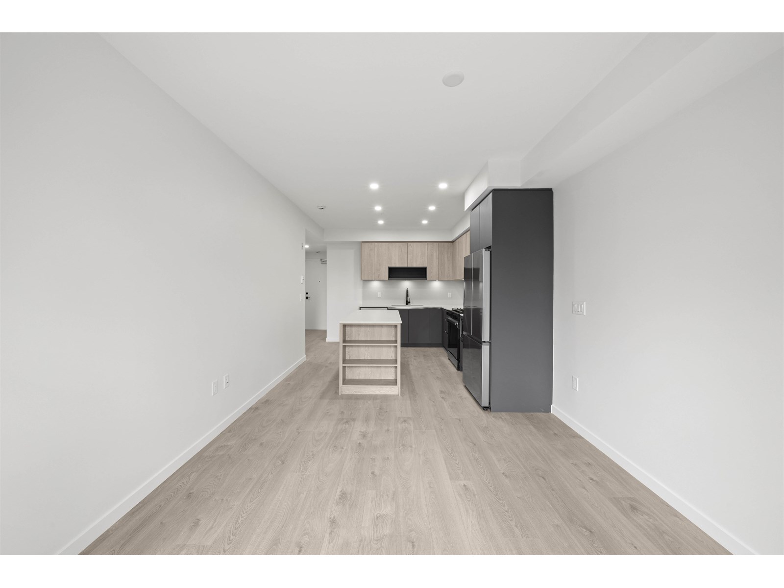 Photo 19 of 206 6585 195 A Street, Surrey BC