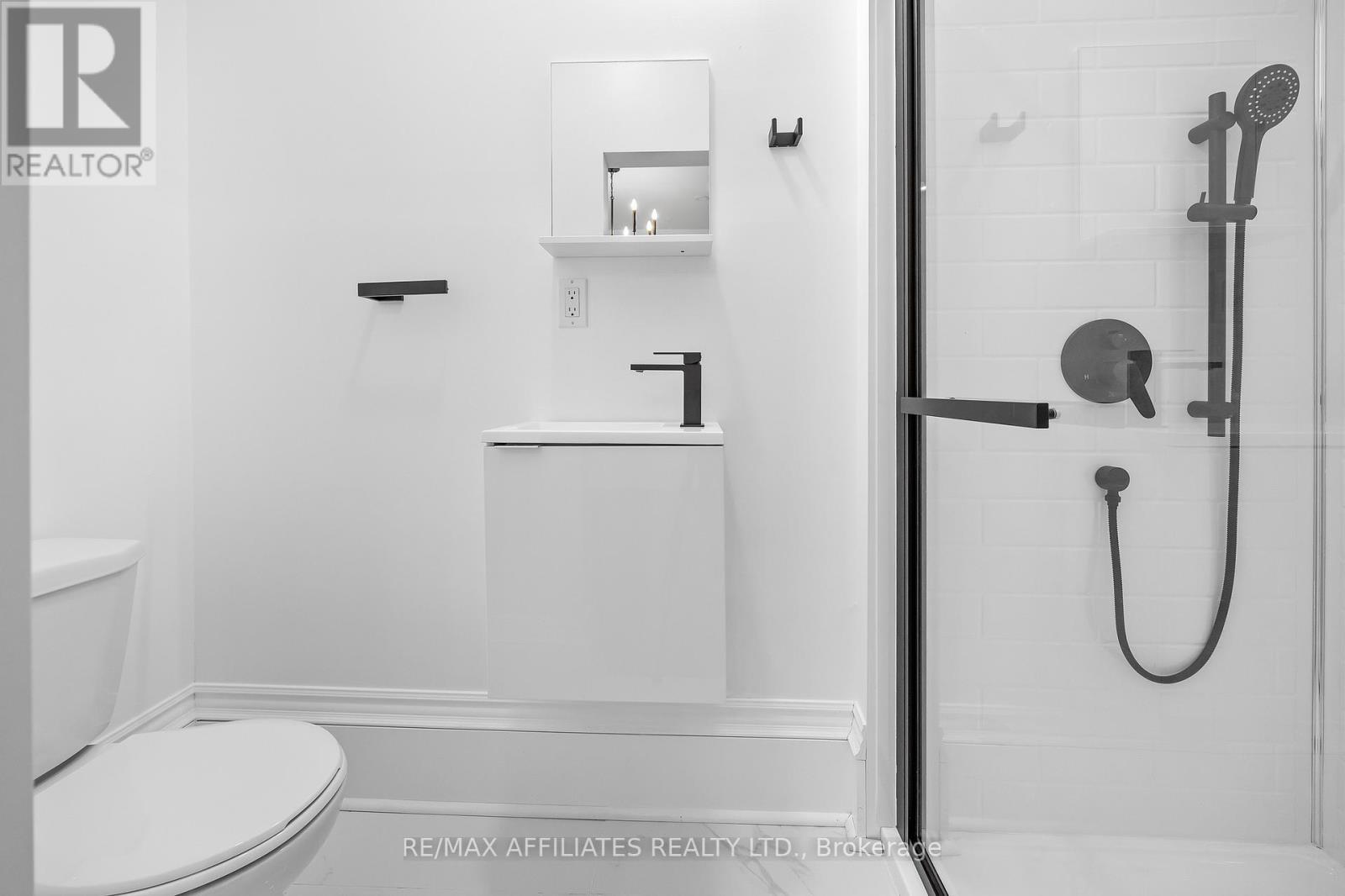 Photo 13 of 45 Drummond Street W, Perth ON