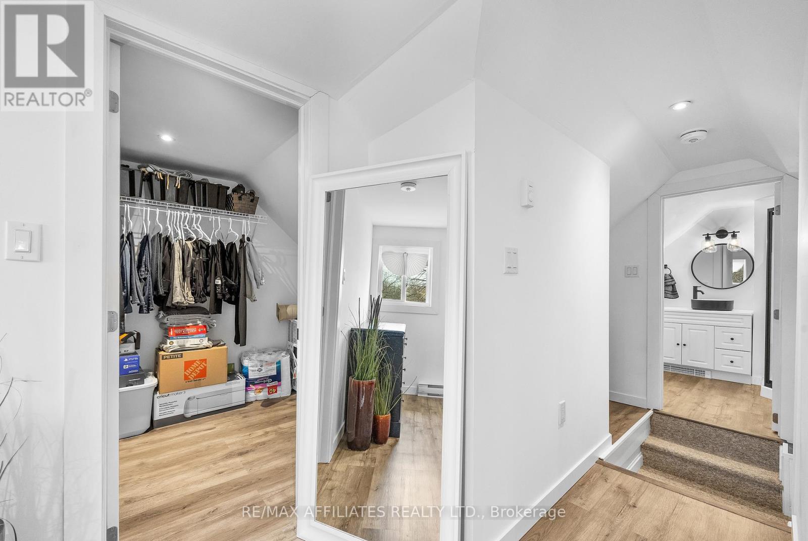 Photo 19 of 45 Drummond Street W, Perth ON