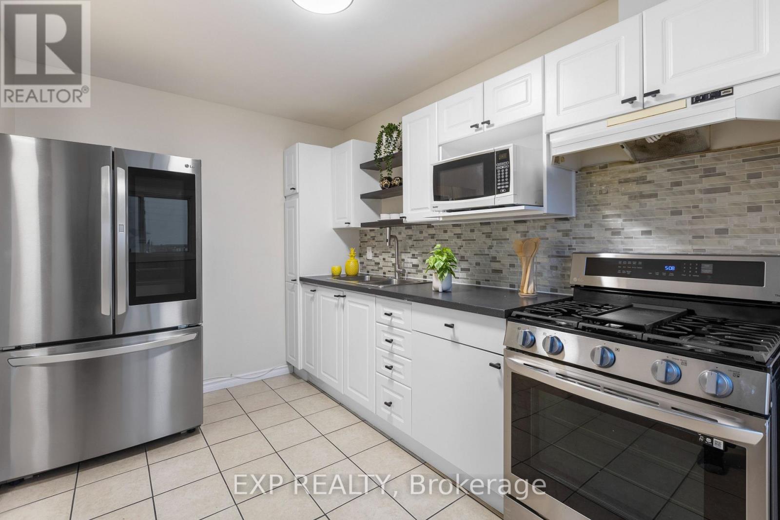 Photo 4 of 107 2650 Pimlico Crescent, Ottawa ON