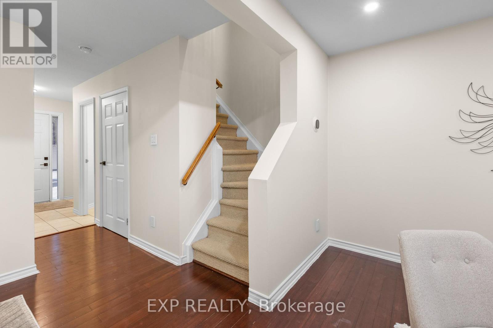 Photo 9 of 107 2650 Pimlico Crescent, Ottawa ON
