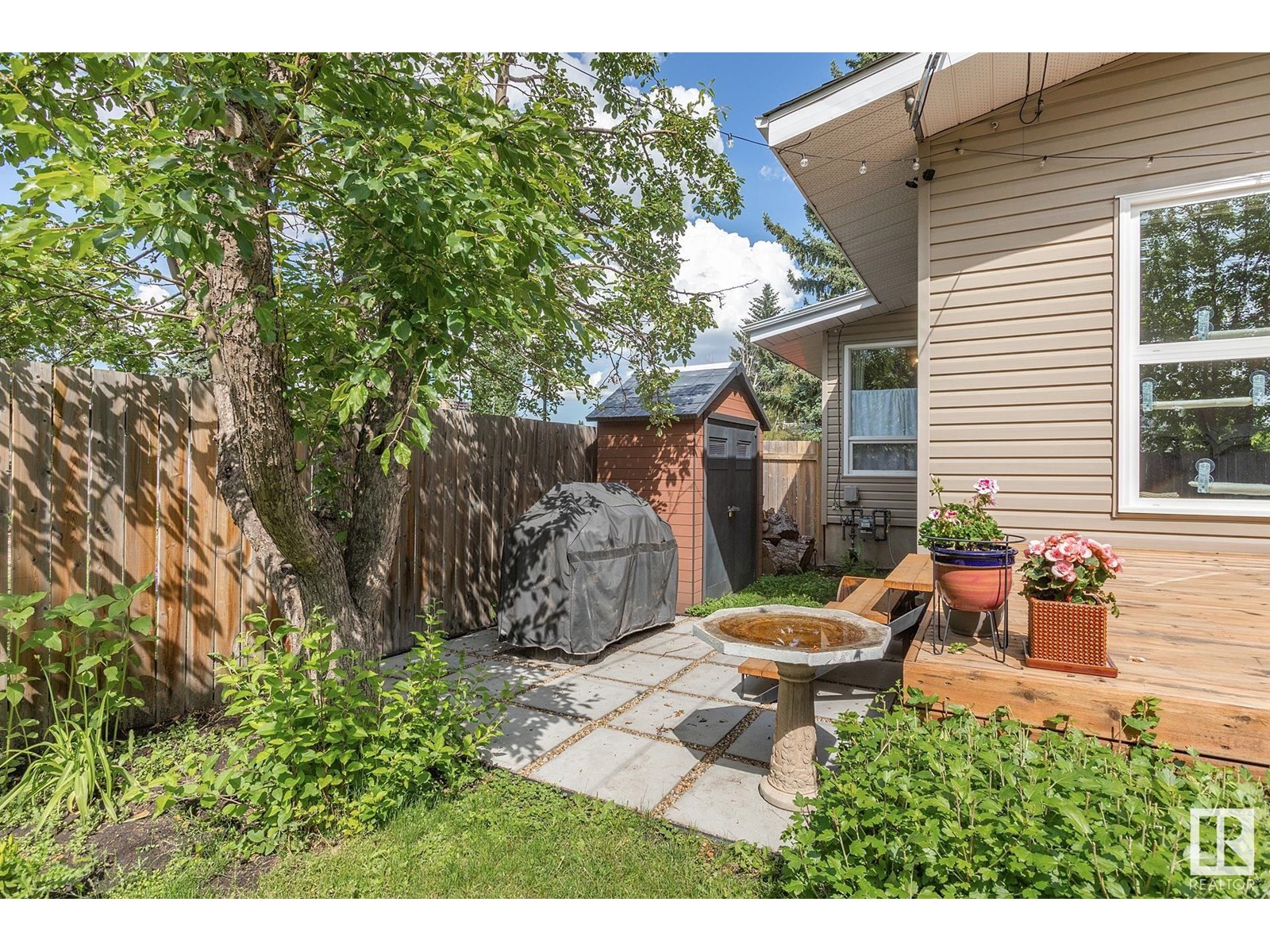 Photo 22 of 4908 112 St Nw, Edmonton AB