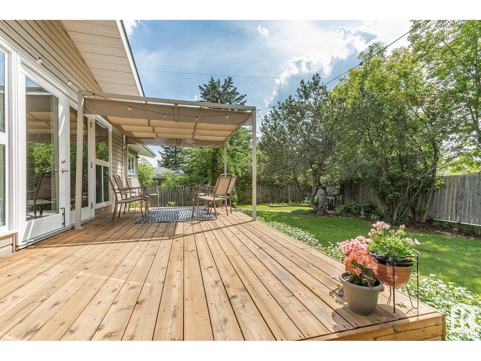 Photo 21 of 4908 112 St Nw, Edmonton AB