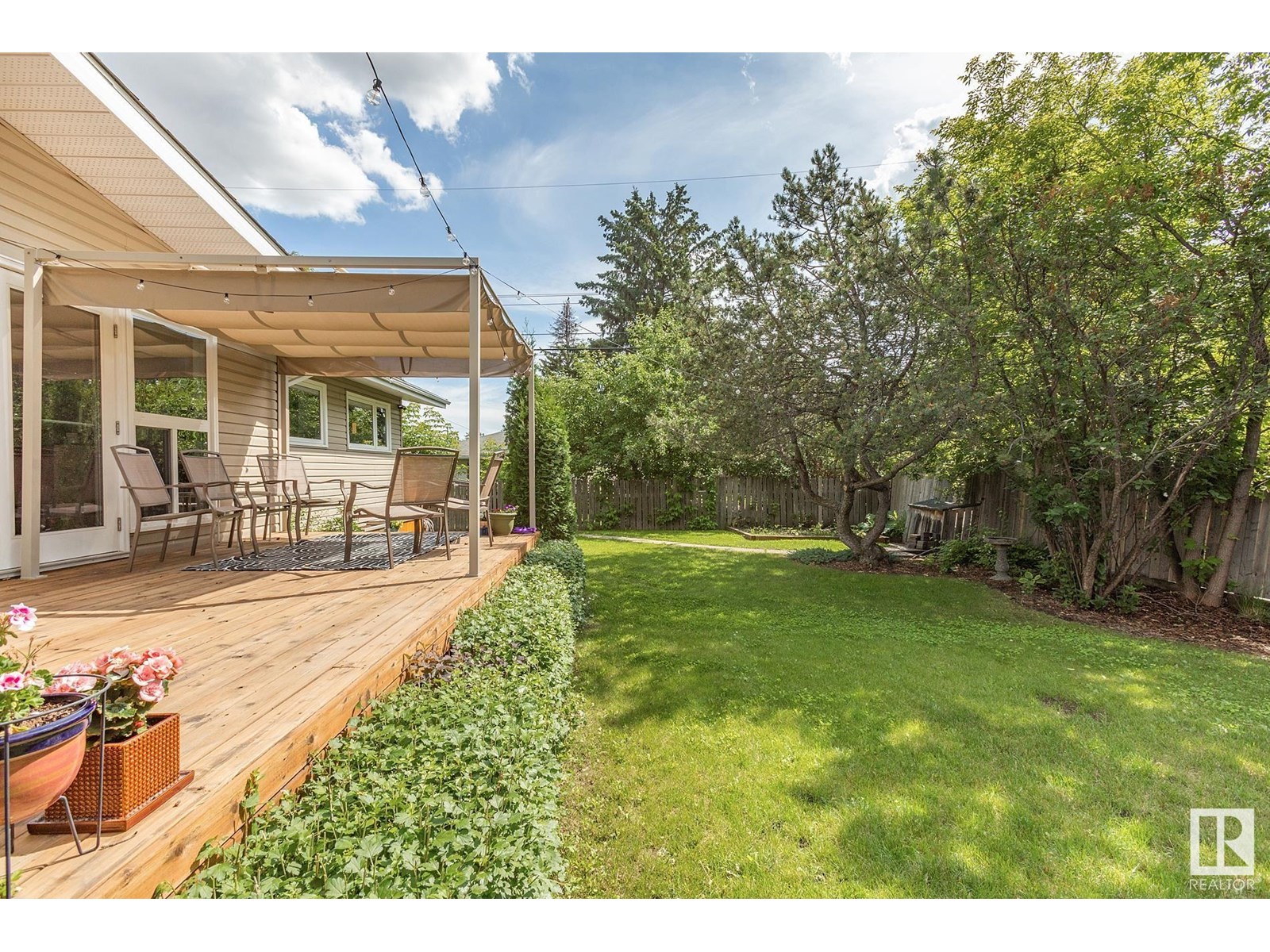 Photo 5 of 4908 112 St Nw, Edmonton AB