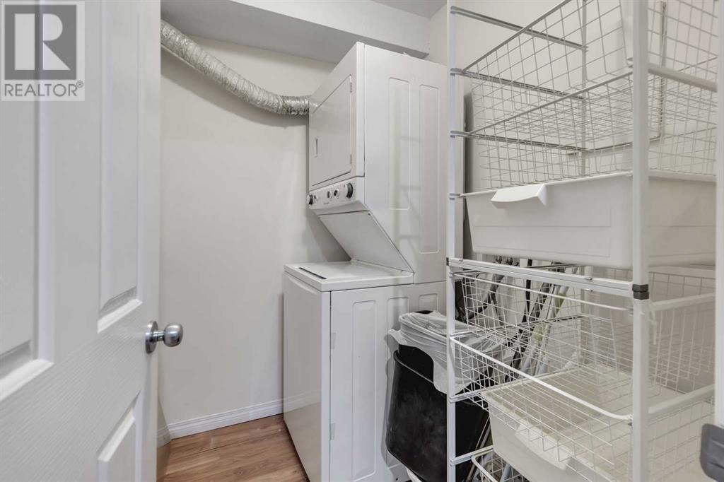 Single Family House for Sale in    Avenue SW Sunalta Calgary 
