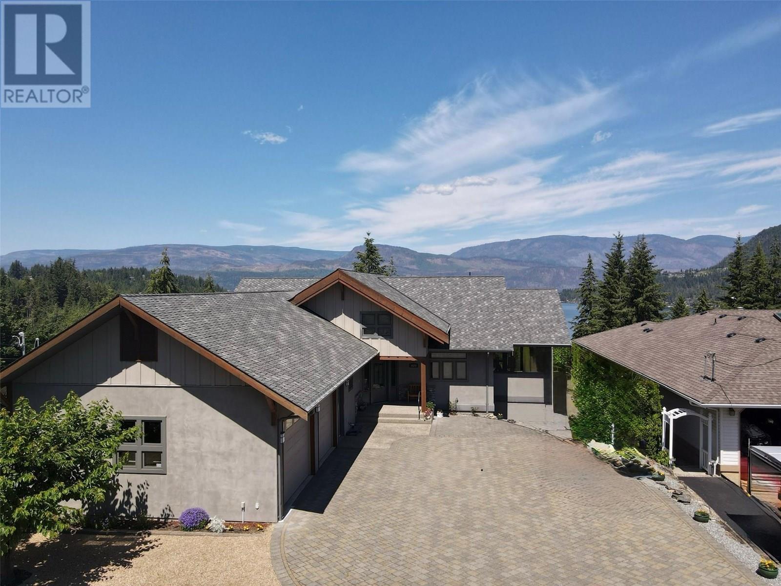 2573 Islandview Road, Blind Bay