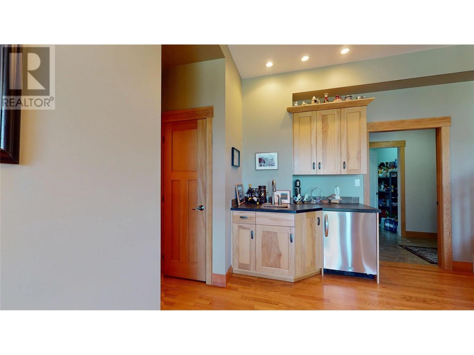 2573 Islandview Road, Blind Bay