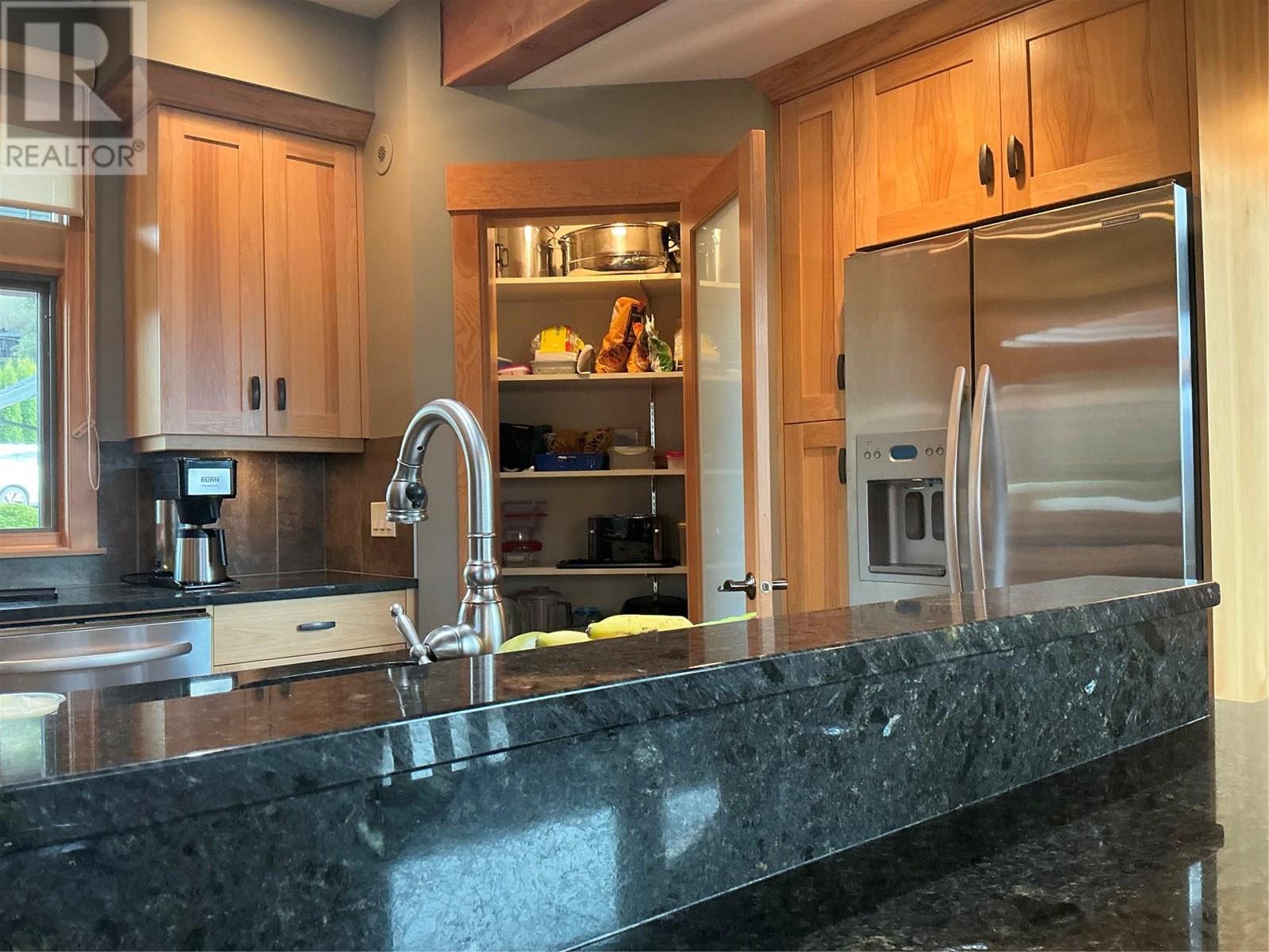 2573 Islandview Road, Blind Bay