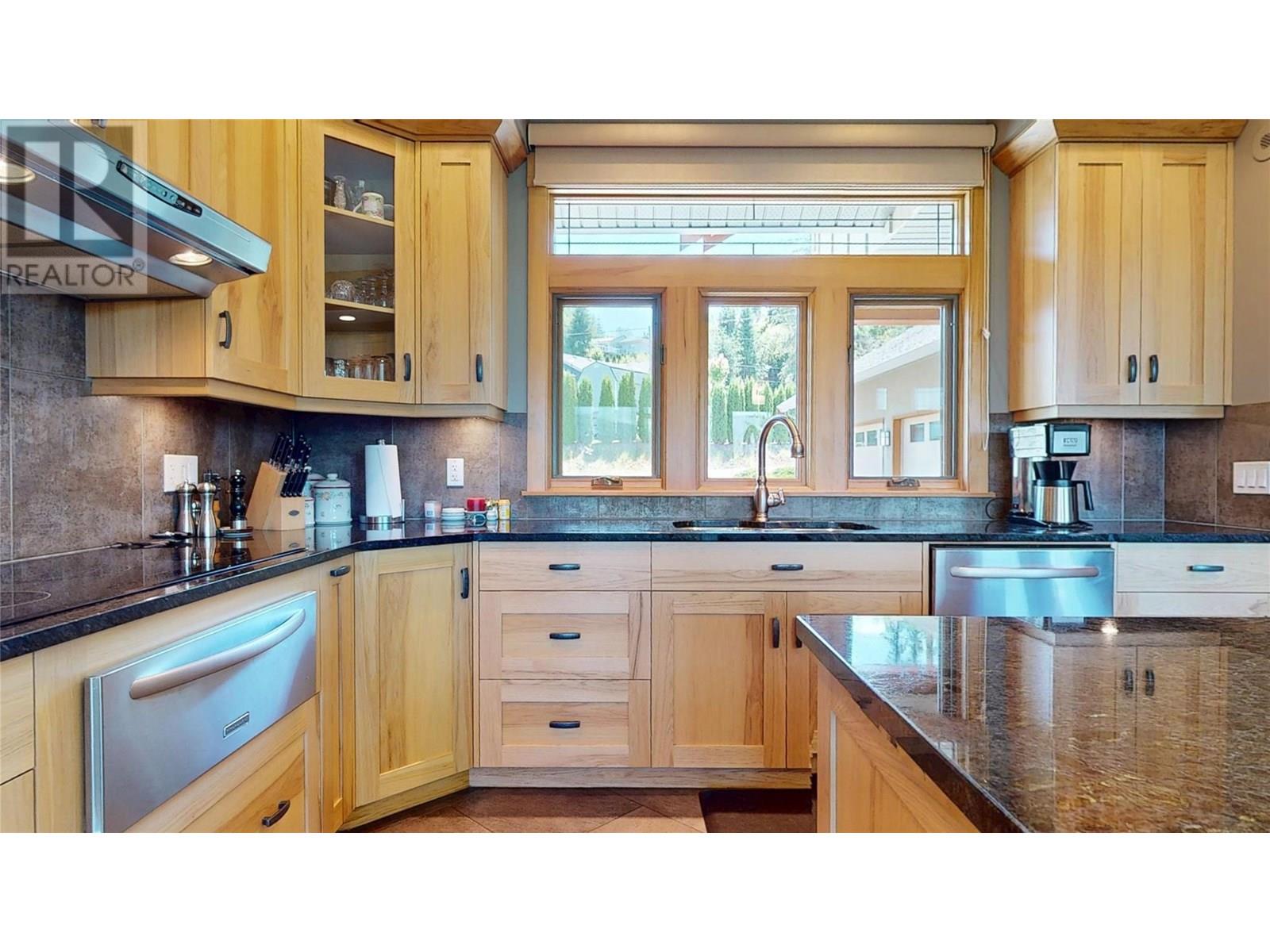 2573 Islandview Road, Blind Bay