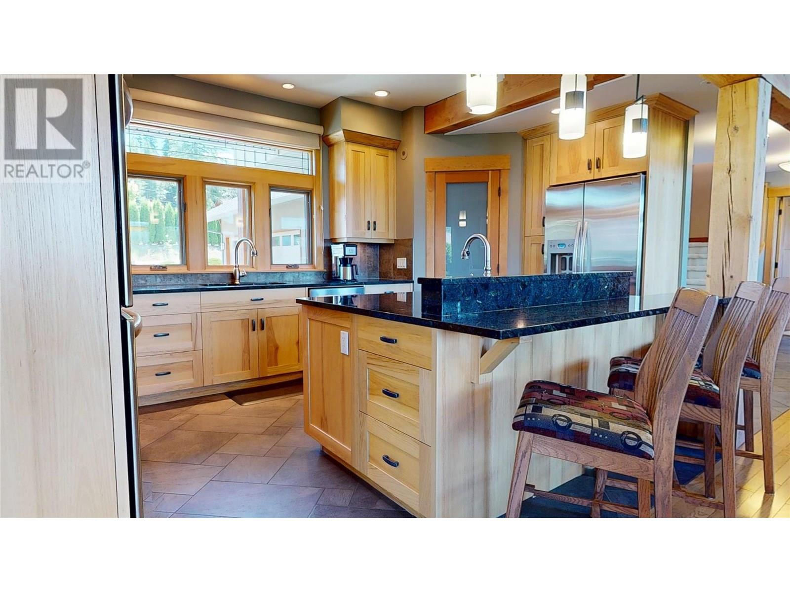 2573 Islandview Road, Blind Bay