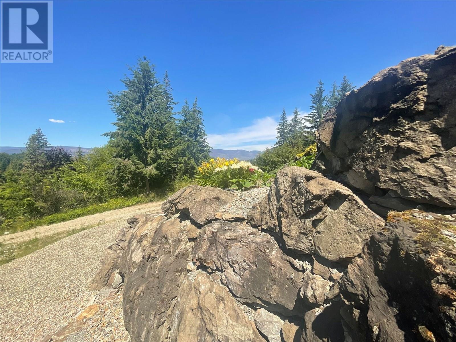 2573 Islandview Road, Blind Bay
