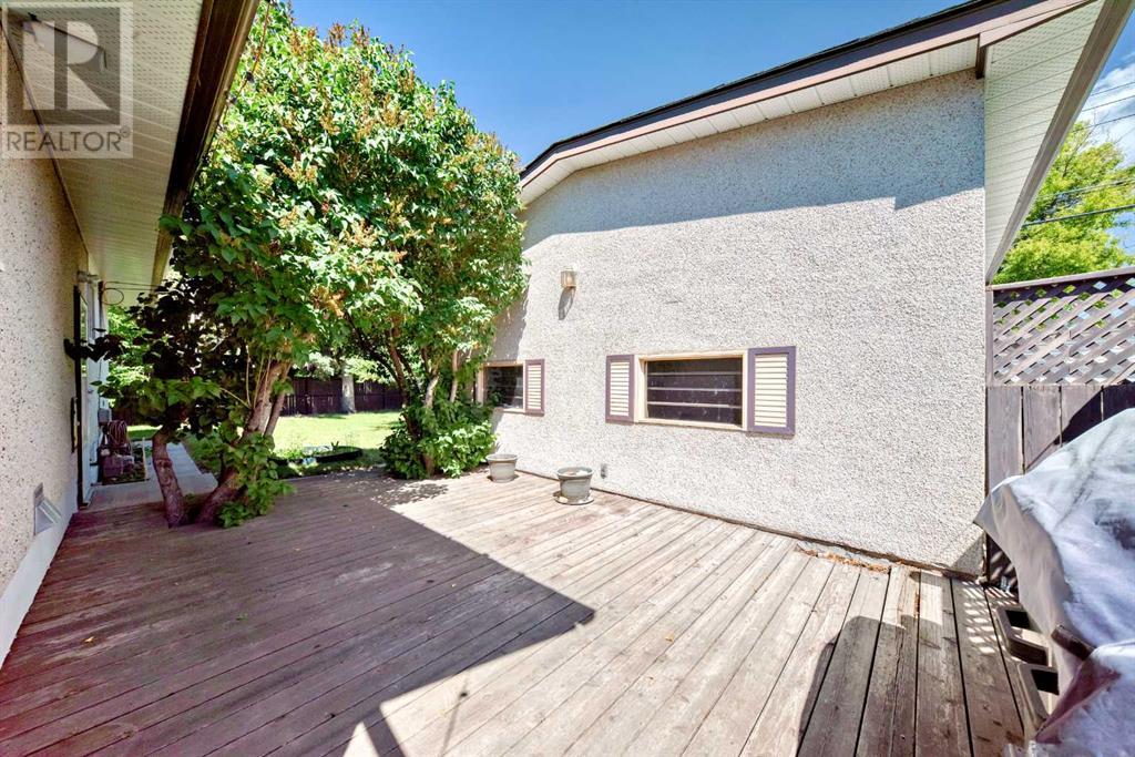 Single Family House Bungalow for Sale in  Fortalice Crescent SE Forest Heights Calgary 