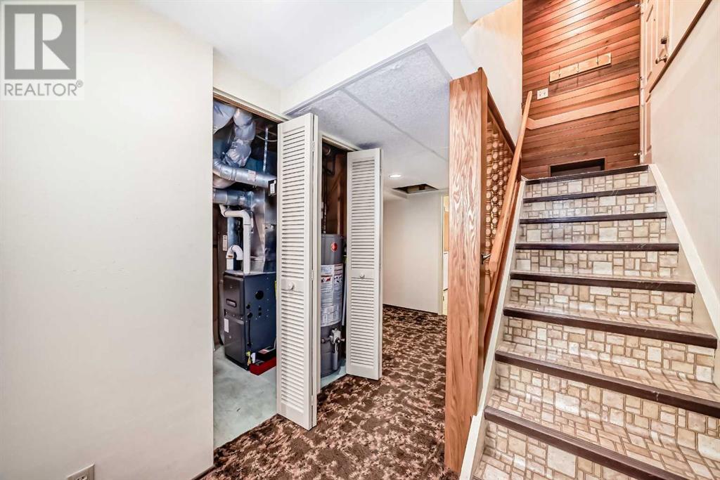 Single Family House Bungalow for Sale in  Fortalice Crescent SE Forest Heights Calgary 