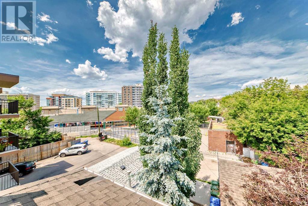 Single Family House for Sale in    Avenue NW Sunnyside Calgary 