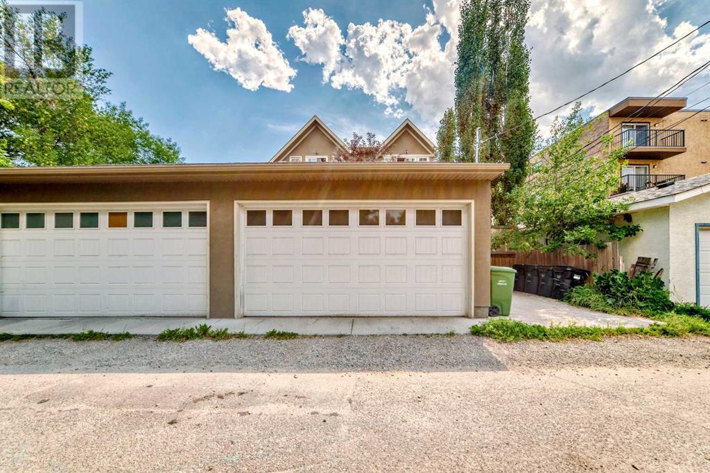 Single Family House for Sale in    Avenue NW Sunnyside Calgary 