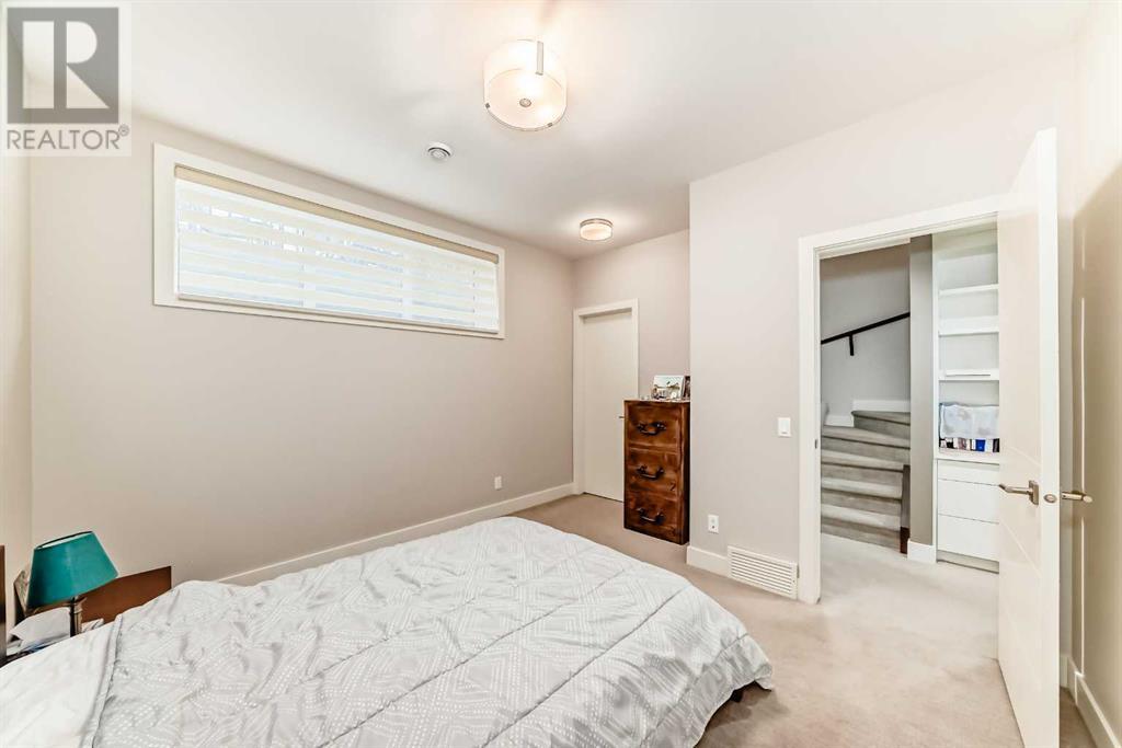 Single Family House for Sale in    Avenue NW Sunnyside Calgary 
