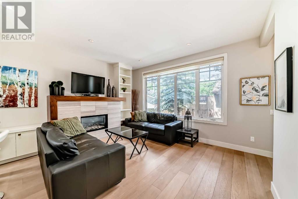 Single Family House for Sale in    Avenue NW Sunnyside Calgary 