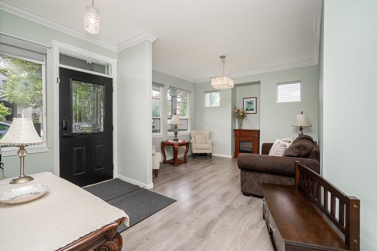 Photo 2 of 14858 56 A Avenue, Surrey BC