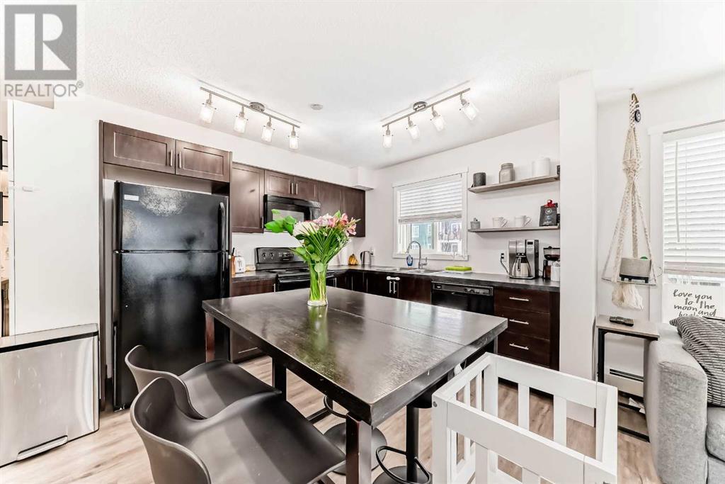 Single Family House for Sale in   Copperpond Common SE Copperfield Calgary 