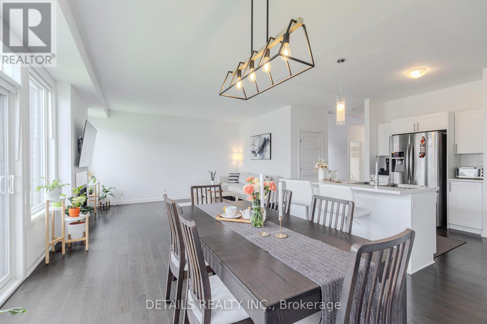 Photo 20 of 372 Sterling Avenue, Clarencerockland ON