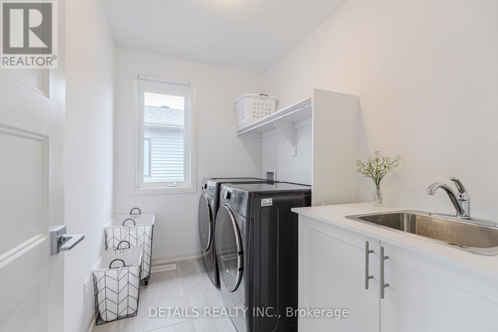 Photo 40 of 372 Sterling Avenue, Clarencerockland ON