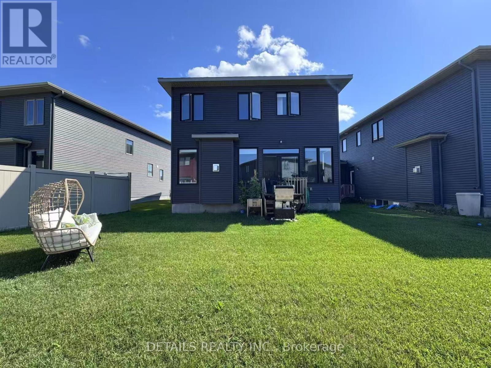 Photo 43 of 372 Sterling Avenue, Clarencerockland ON