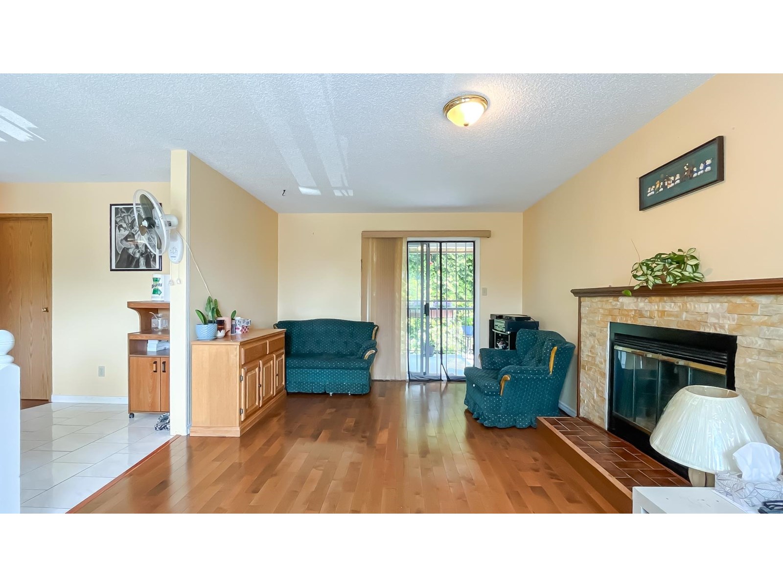 Photo 9 of 9392 139 Street, Surrey BC