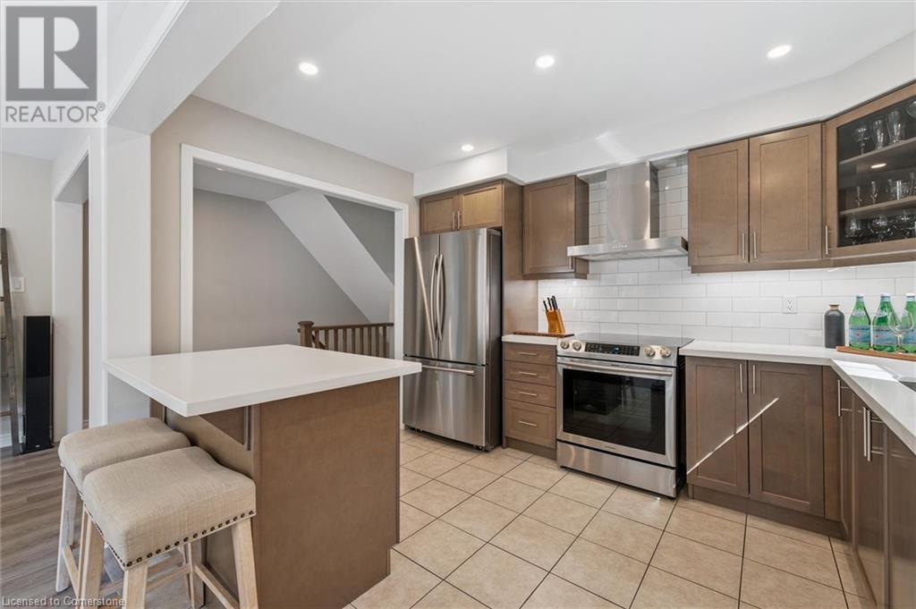 Photo 14 of 22 Spring Creek Drive Unit 80, Waterdown ON